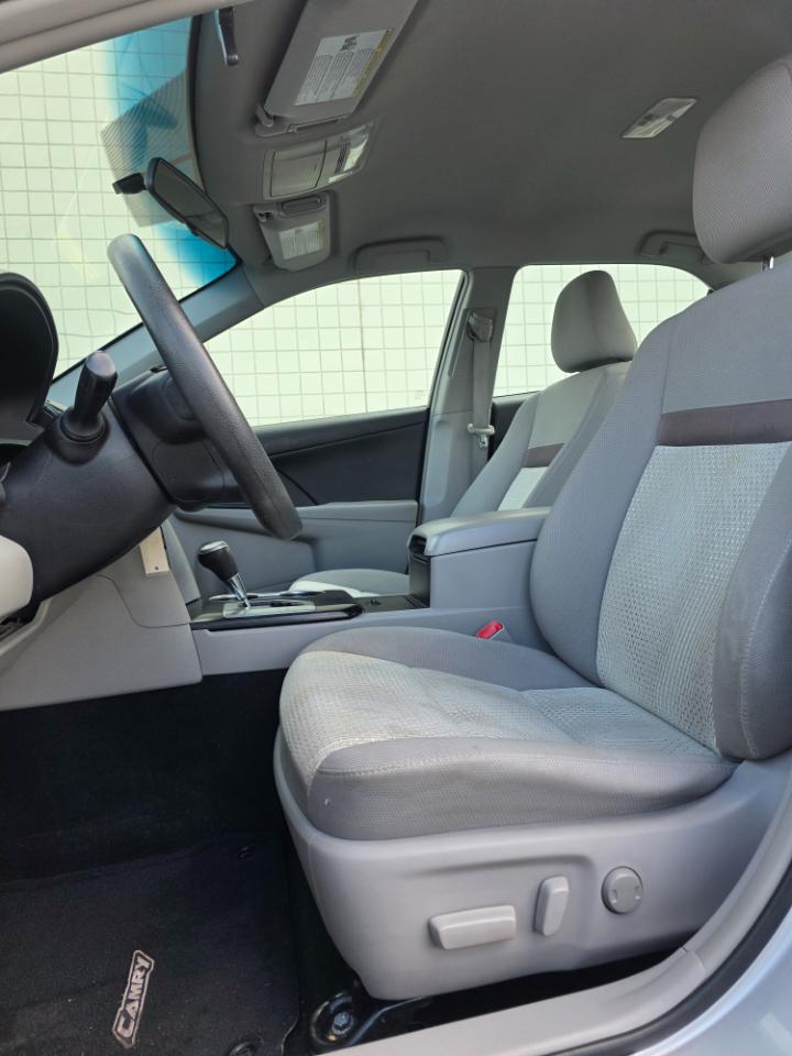 Toyota Camry 2014.5 4dr Sdn I4 Auto SE Sport (Natl) 2014