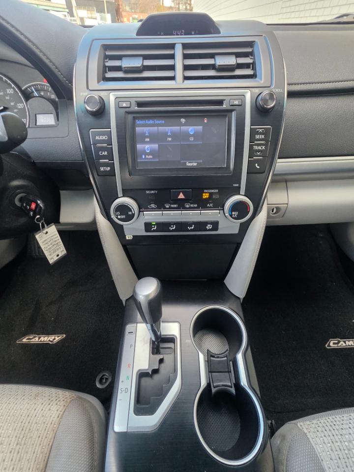 Toyota Camry 2014.5 4dr Sdn I4 Auto SE Sport (Natl) 2014