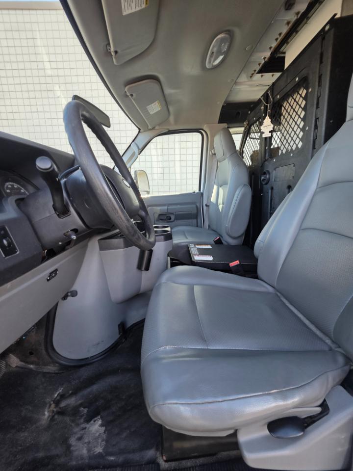 Ford Econoline Cargo Van E-350 Super Duty Commercial 2012