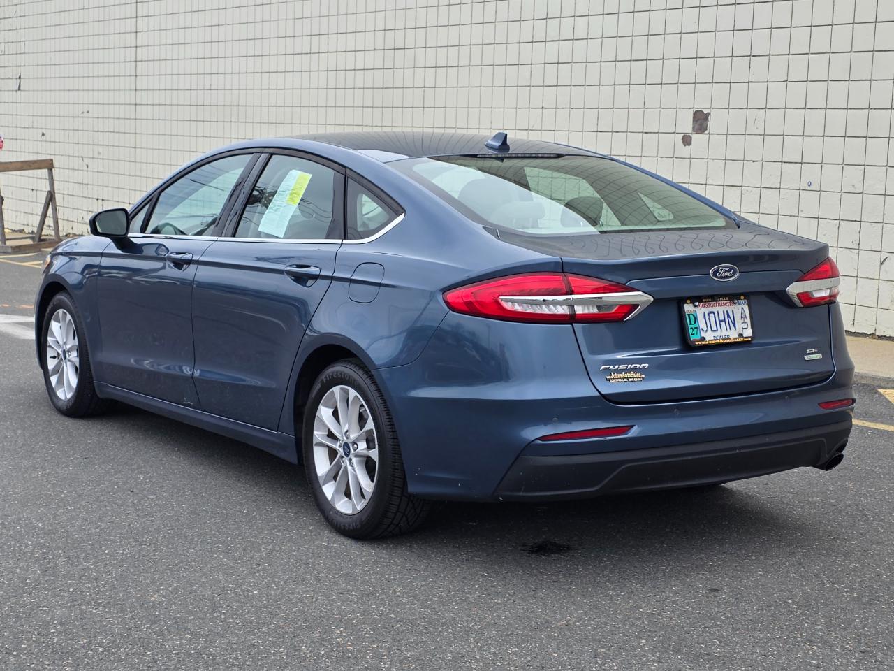 Ford Fusion SE FWD 2019