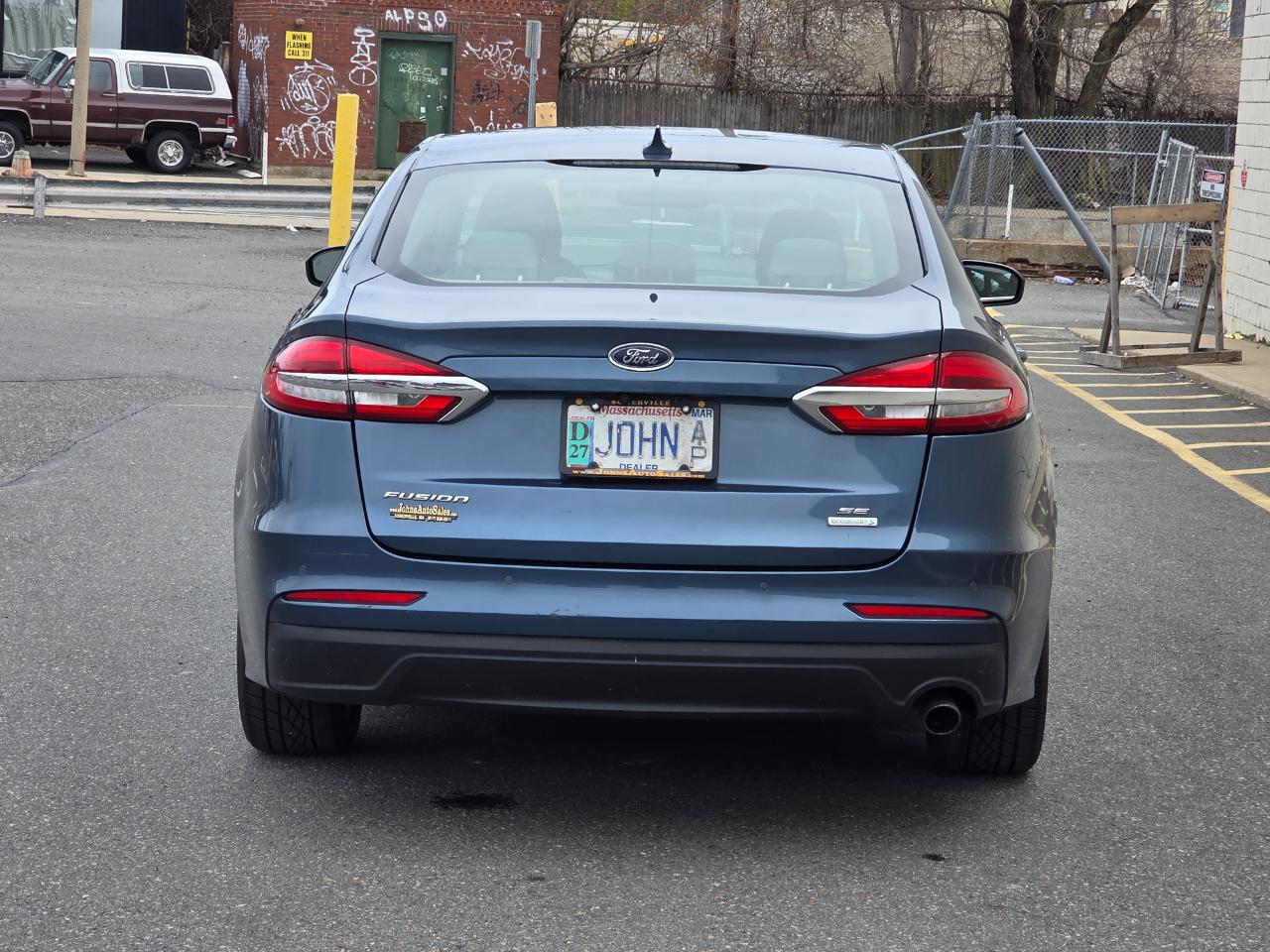 Ford Fusion SE FWD 2019