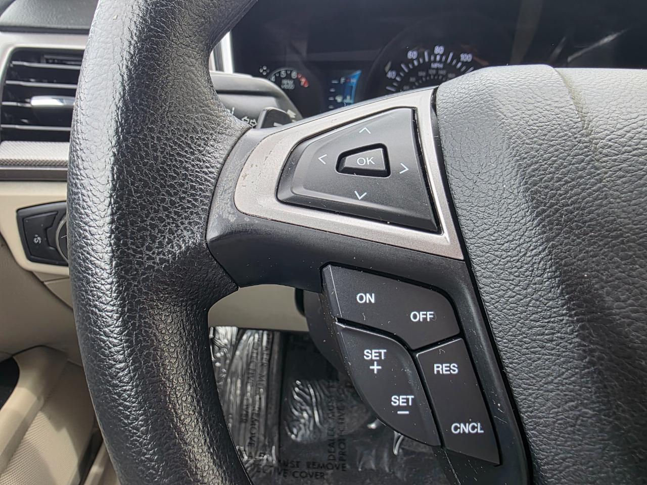 Ford Fusion SE FWD 2019