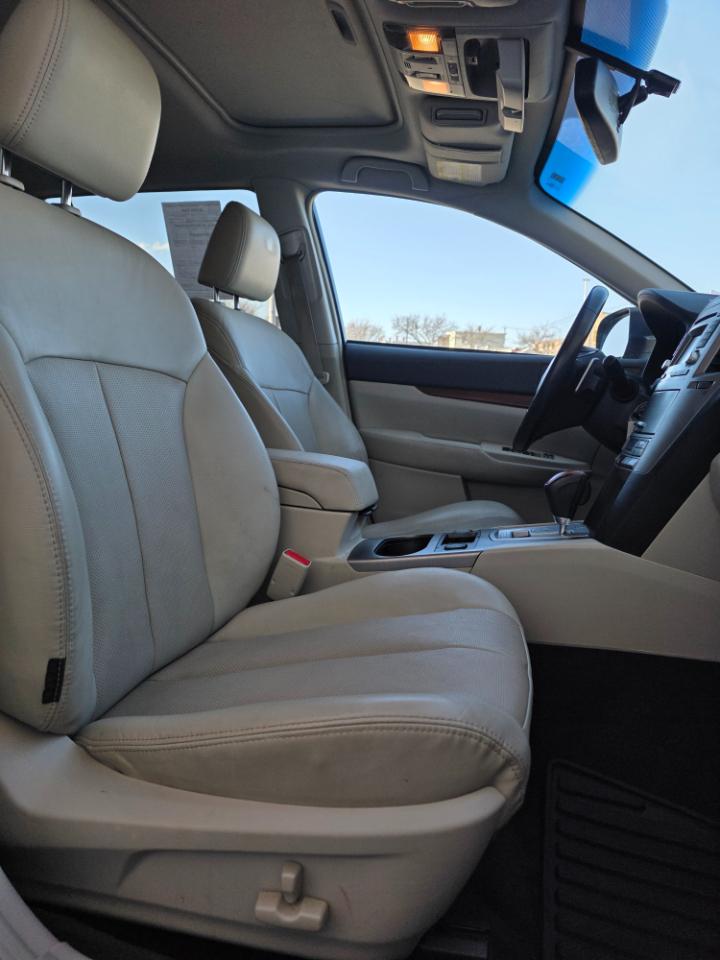 Subaru Outback 4dr Wgn H4 Auto 2.5i Limited 2014