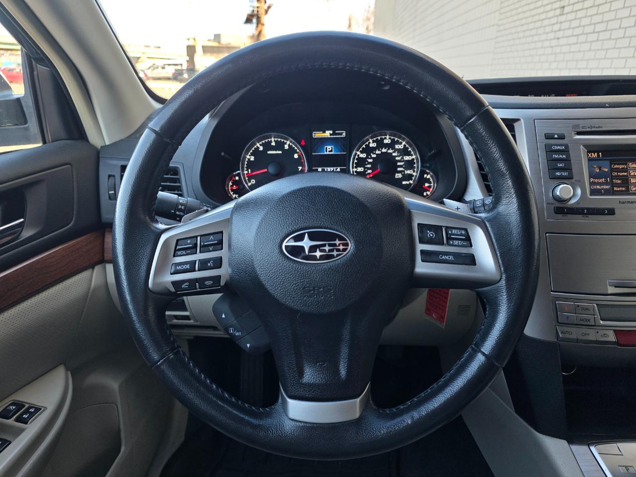 Subaru Outback 4dr Wgn H4 Auto 2.5i Limited 2014