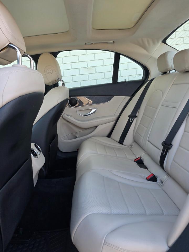Mercedes-Benz C-Class C 300 4MATIC Sedan 2017