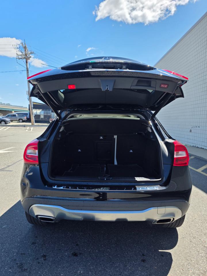 Mercedes-Benz GLA GLA 250 4MATIC SUV 2018