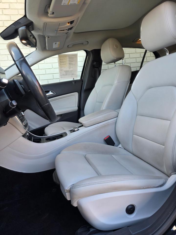 Mercedes-Benz GLA GLA 250 4MATIC SUV 2018