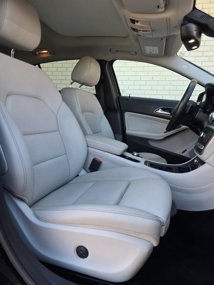 Mercedes-Benz GLA GLA 250 4MATIC SUV 2018