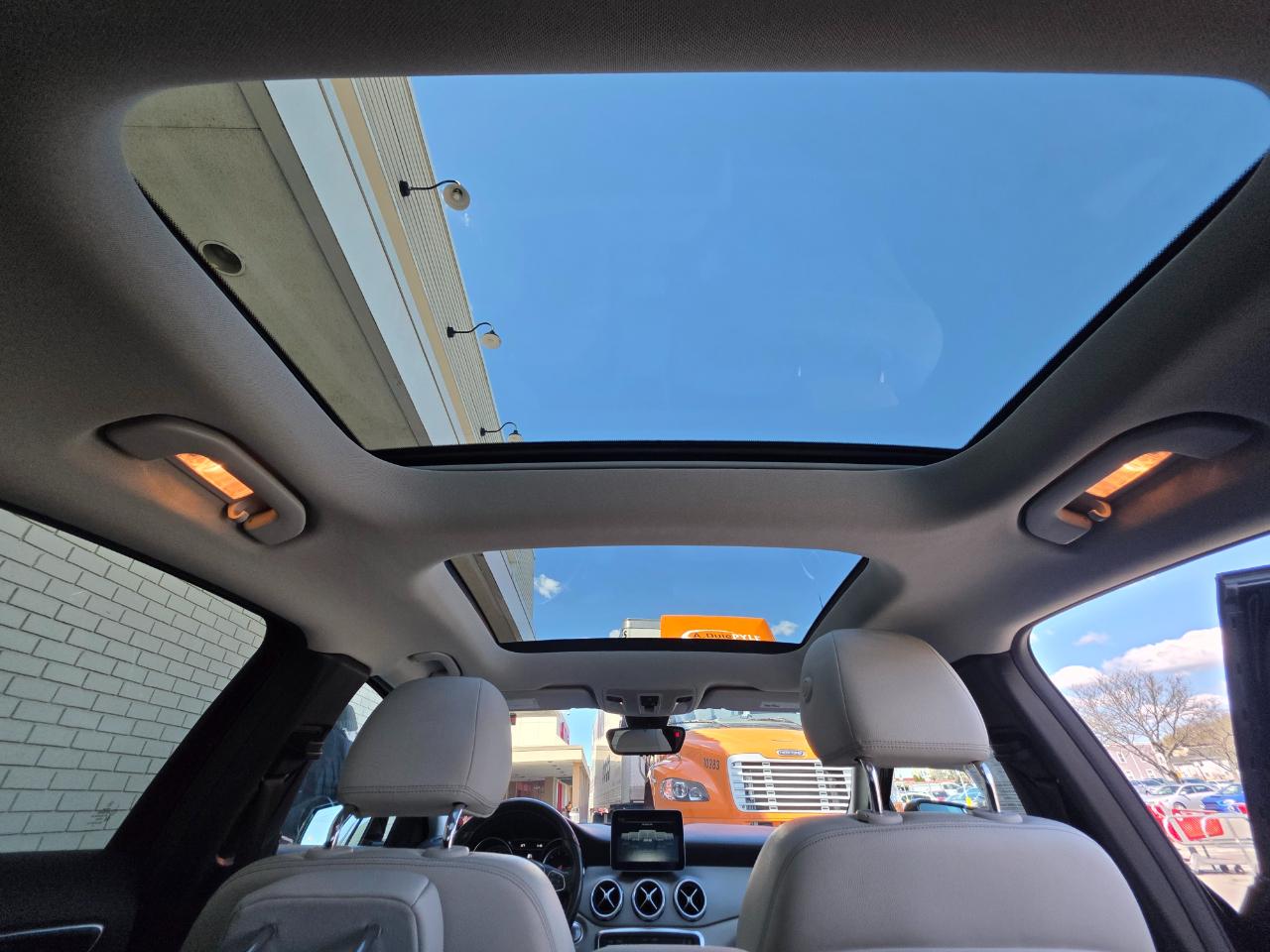 Mercedes-Benz GLA GLA 250 4MATIC SUV 2018