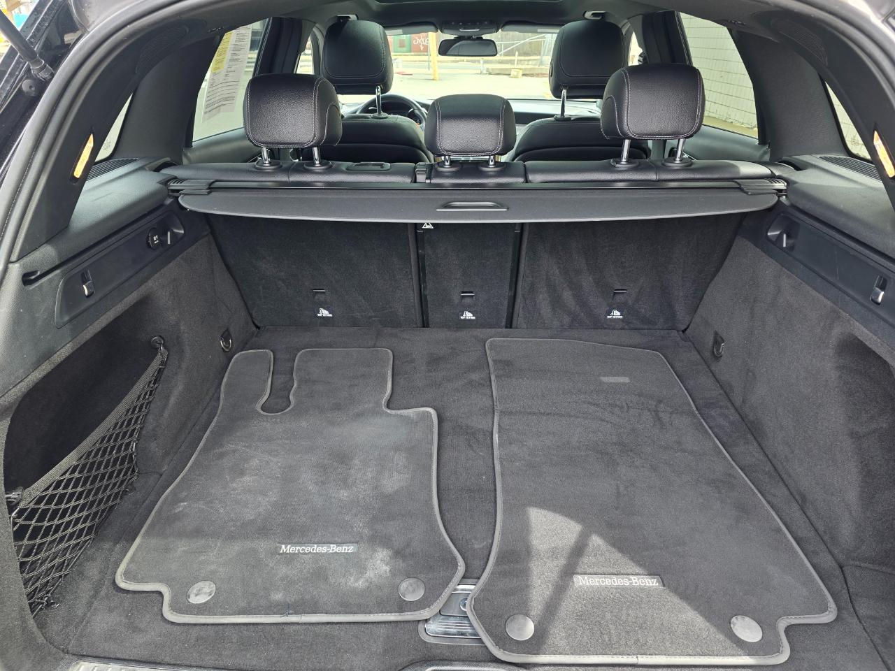 Mercedes-Benz GLC GLC 300 4MATIC SUV 2017