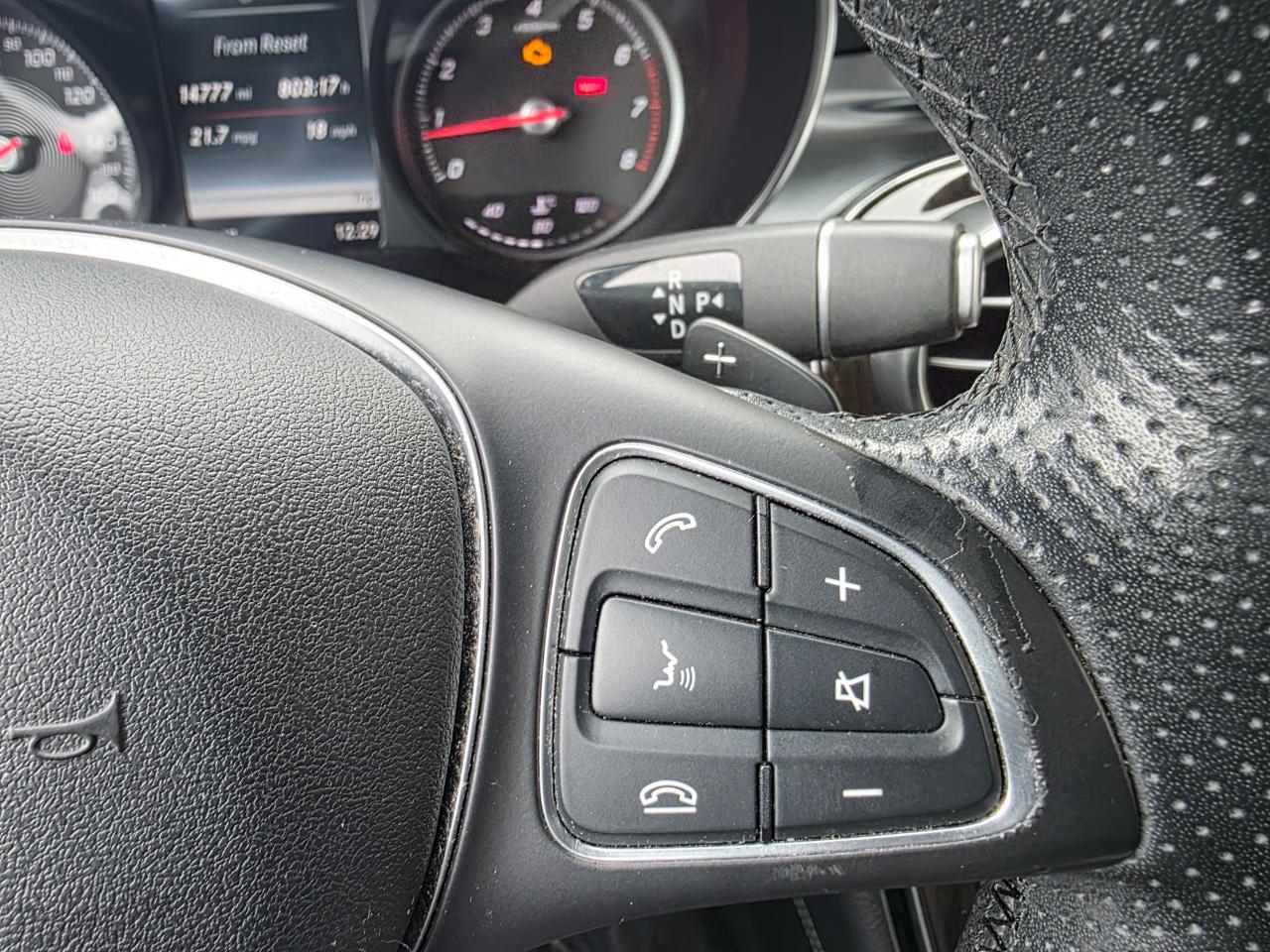 Mercedes-Benz GLC GLC 300 4MATIC SUV 2017