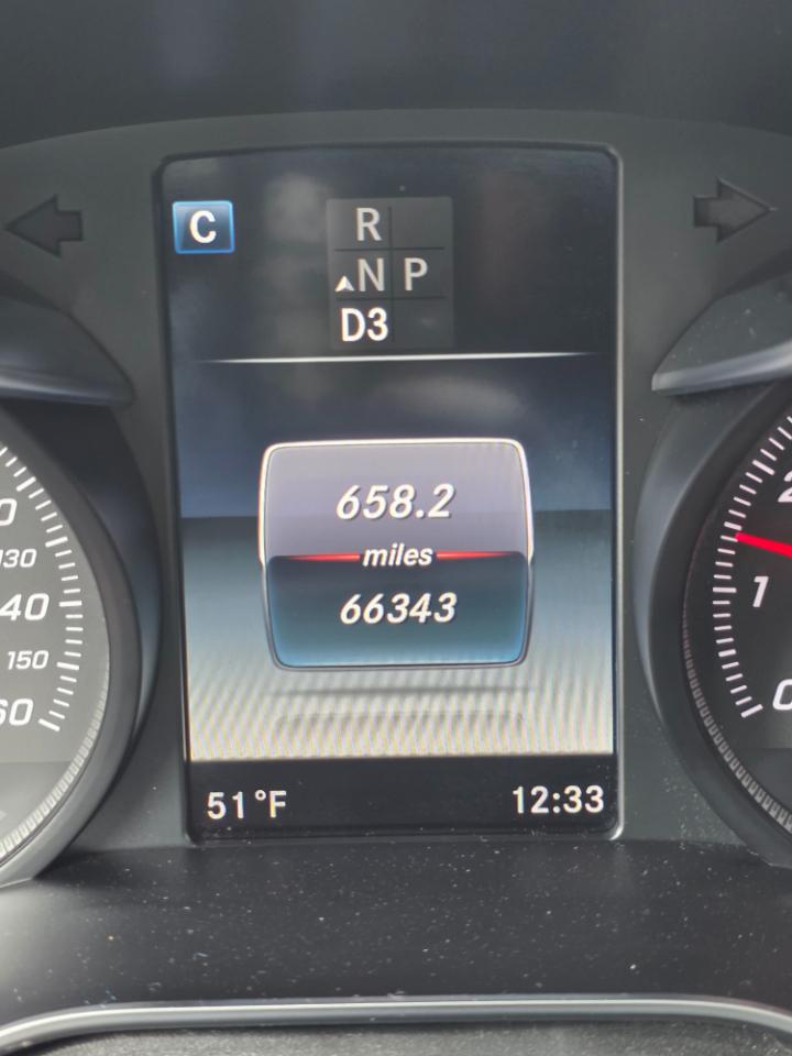 Mercedes-Benz GLC GLC 300 4MATIC SUV 2017