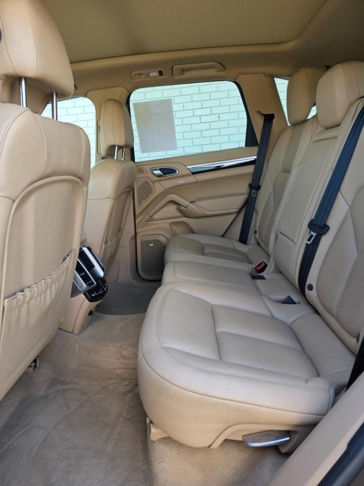 Porsche Cayenne AWD 4dr 2016