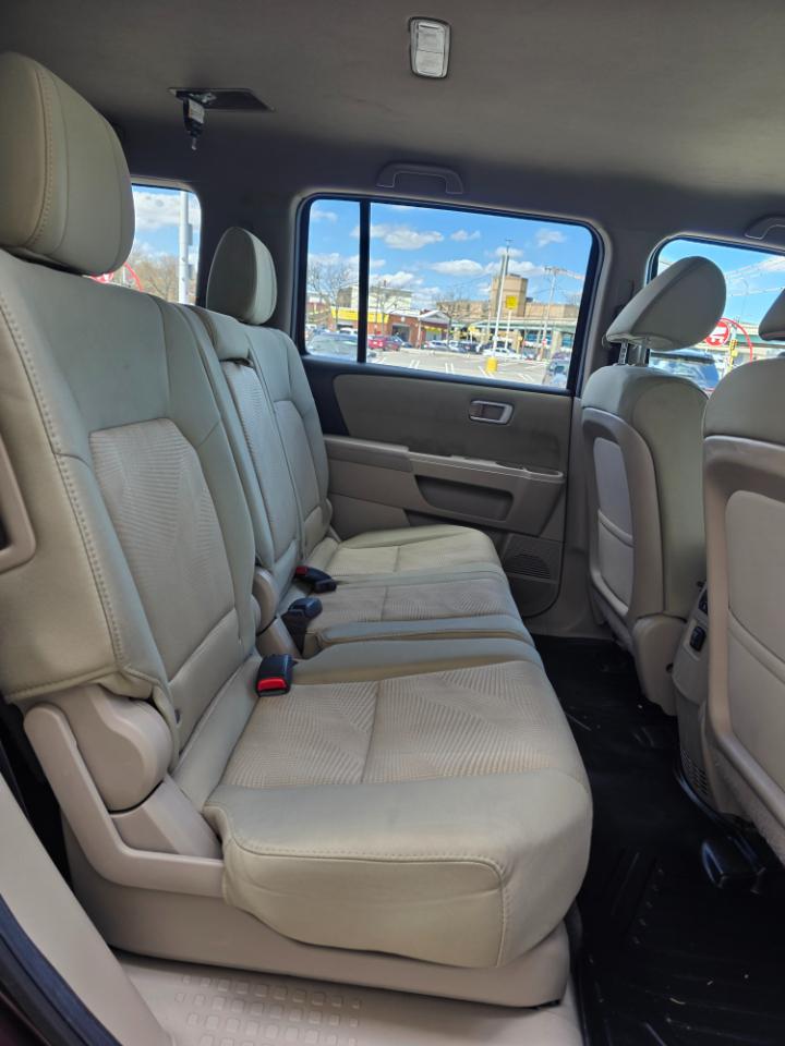 Honda Pilot 4WD 4dr LX 2013