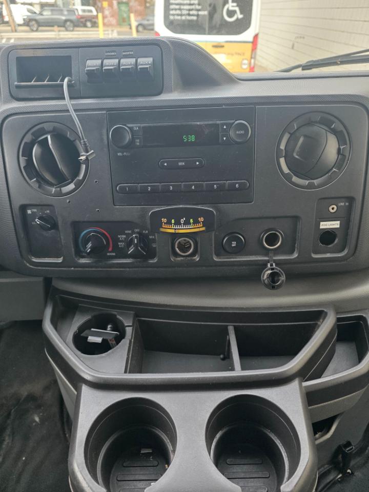 Ford Econoline Cargo Van  2012