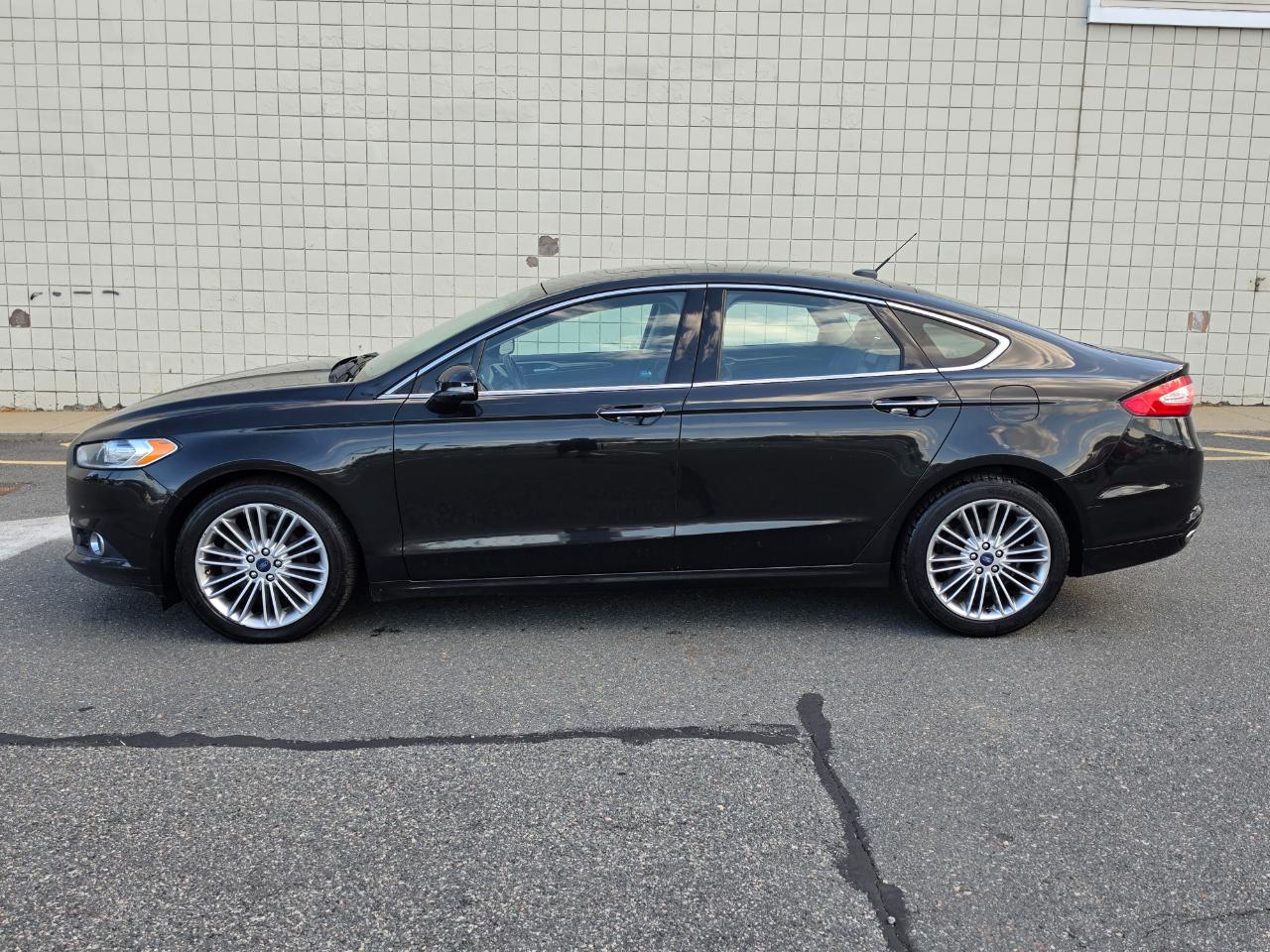 Ford Fusion 4dr Sdn SE AWD 2015