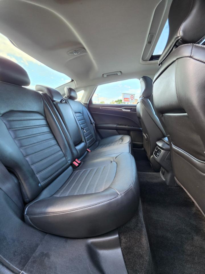 Ford Fusion 4dr Sdn SE AWD 2015