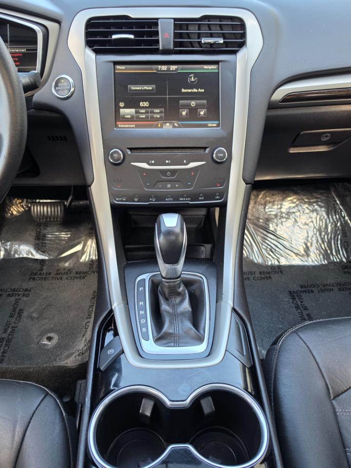 Ford Fusion 4dr Sdn SE AWD 2015