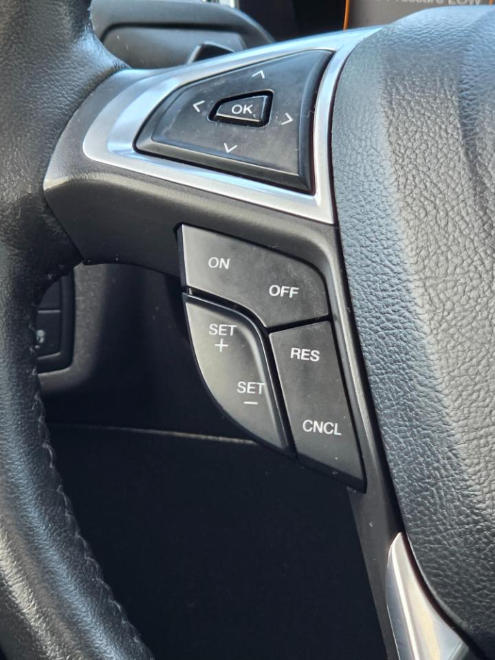 Ford Fusion 4dr Sdn SE AWD 2015