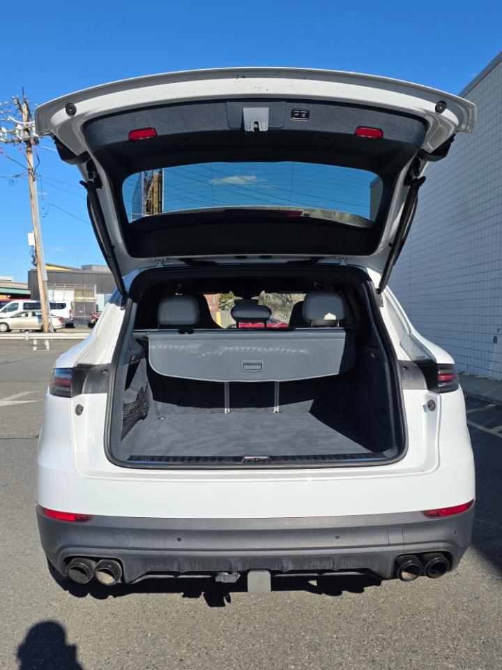 Porsche Cayenne AWD 2019