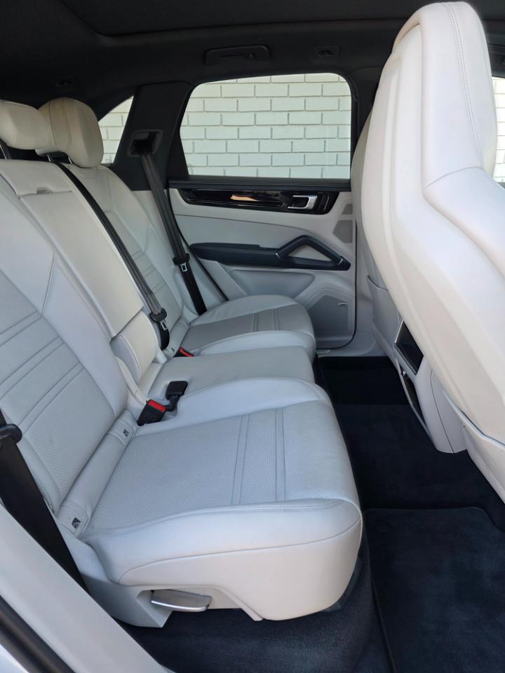 Porsche Cayenne AWD 2019