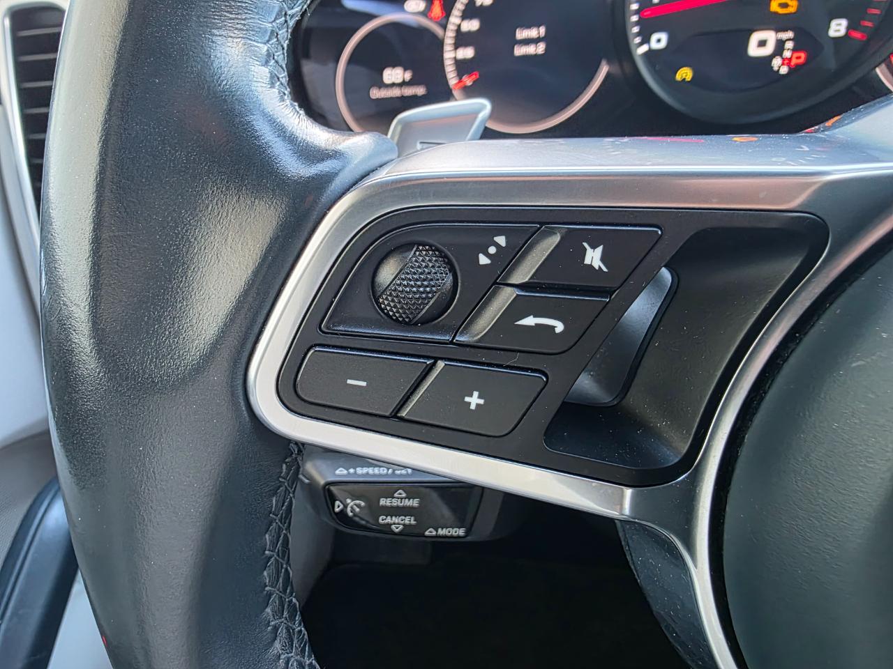 Porsche Cayenne AWD 2019