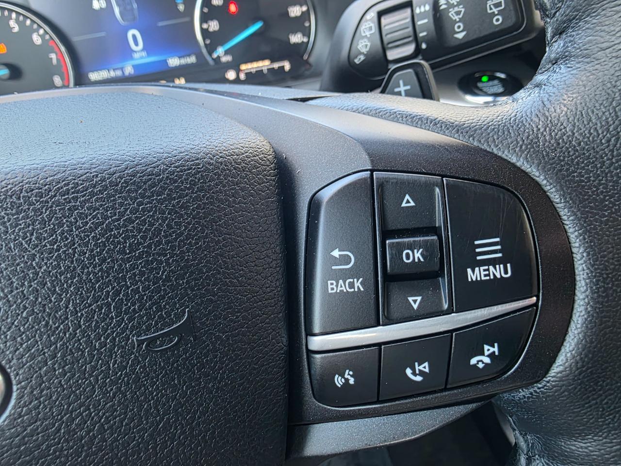 Ford Explorer XLT 4WD 2020