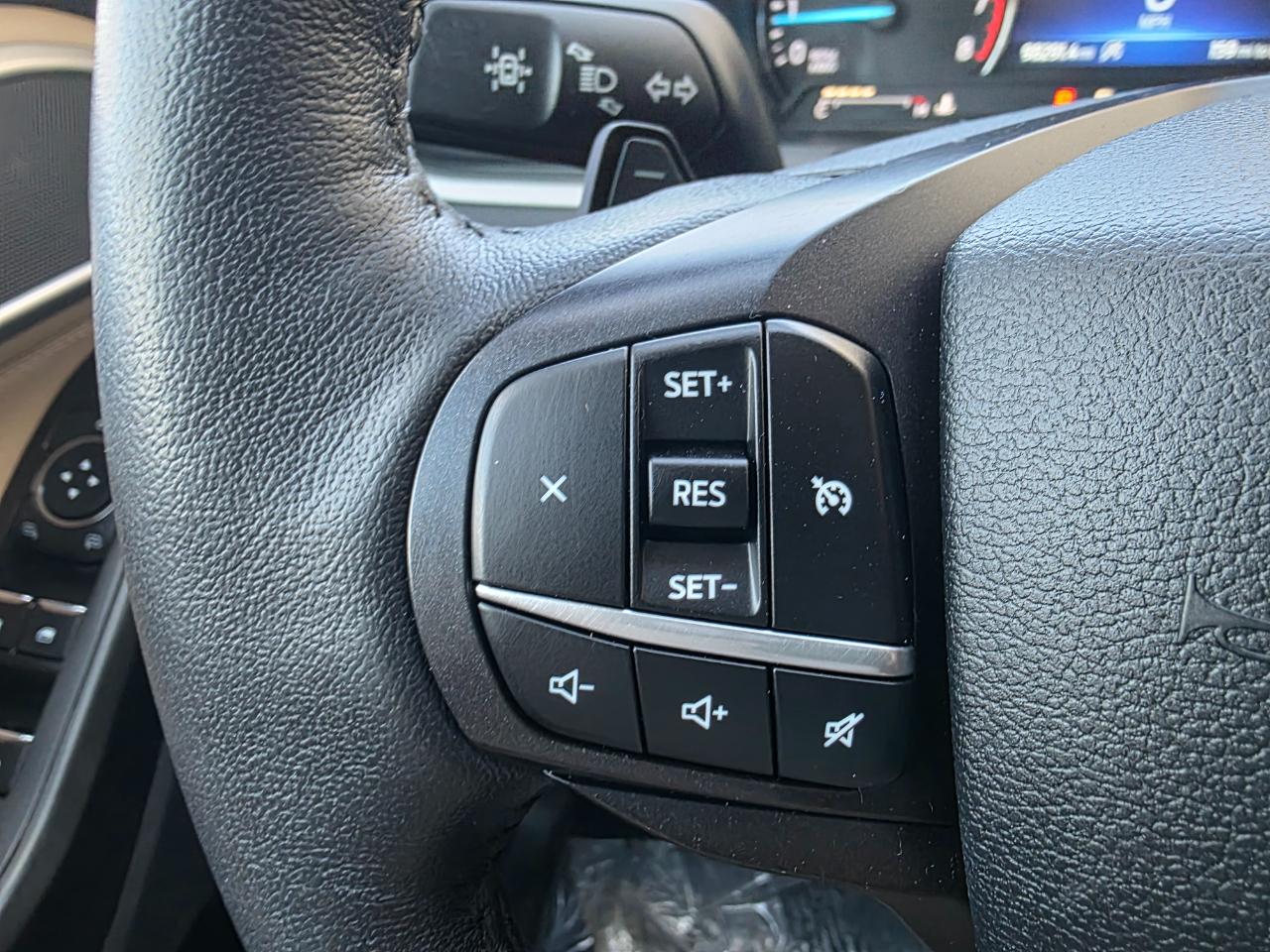 Ford Explorer XLT 4WD 2020