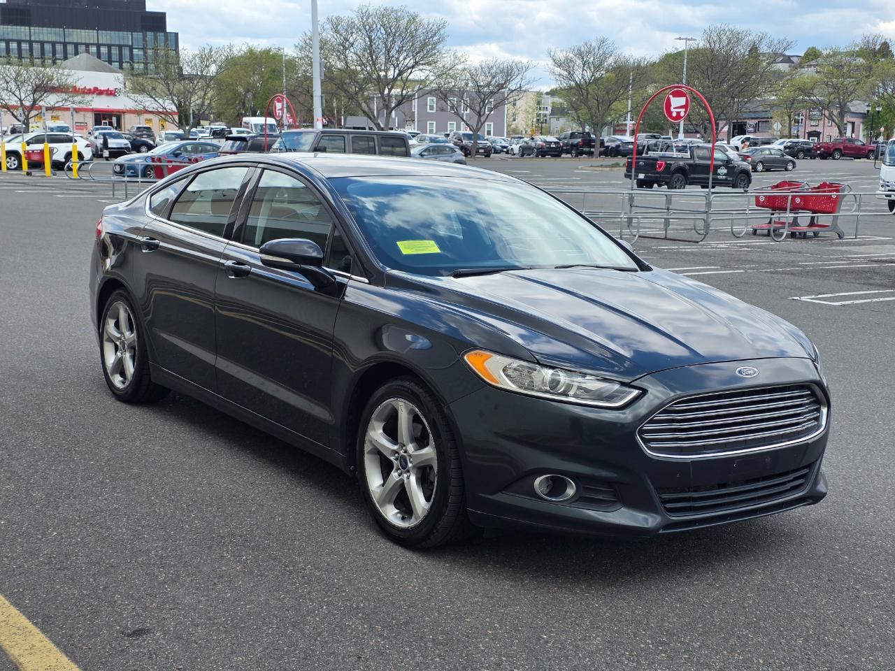 Ford Fusion 4dr Sdn SE FWD 2014