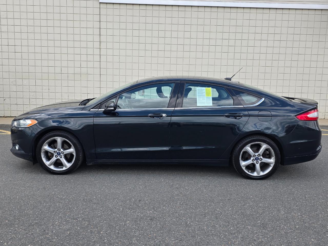Ford Fusion 4dr Sdn SE FWD 2014
