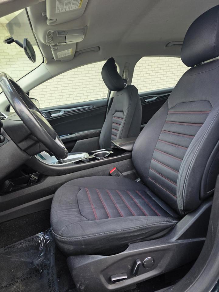 Ford Fusion 4dr Sdn SE FWD 2014