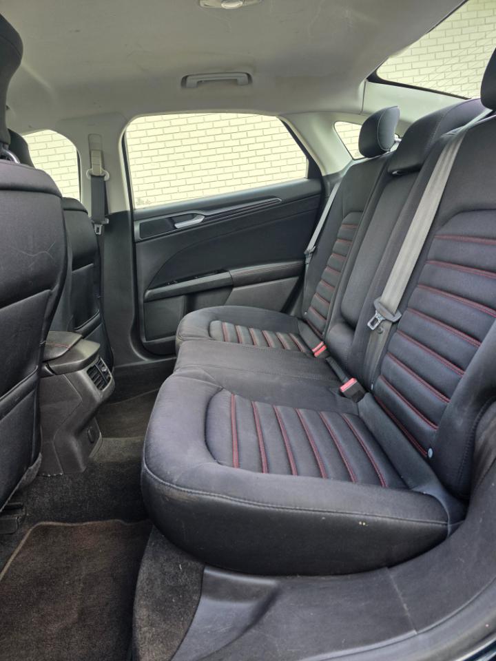Ford Fusion 4dr Sdn SE FWD 2014