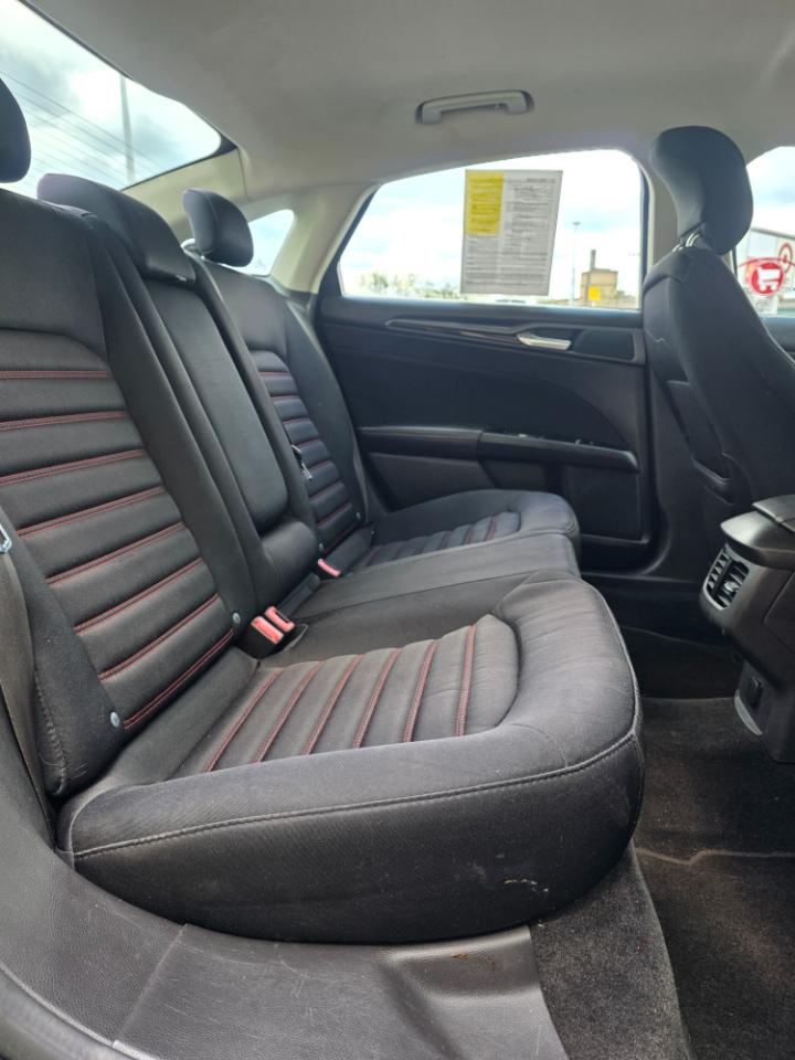 Ford Fusion 4dr Sdn SE FWD 2014
