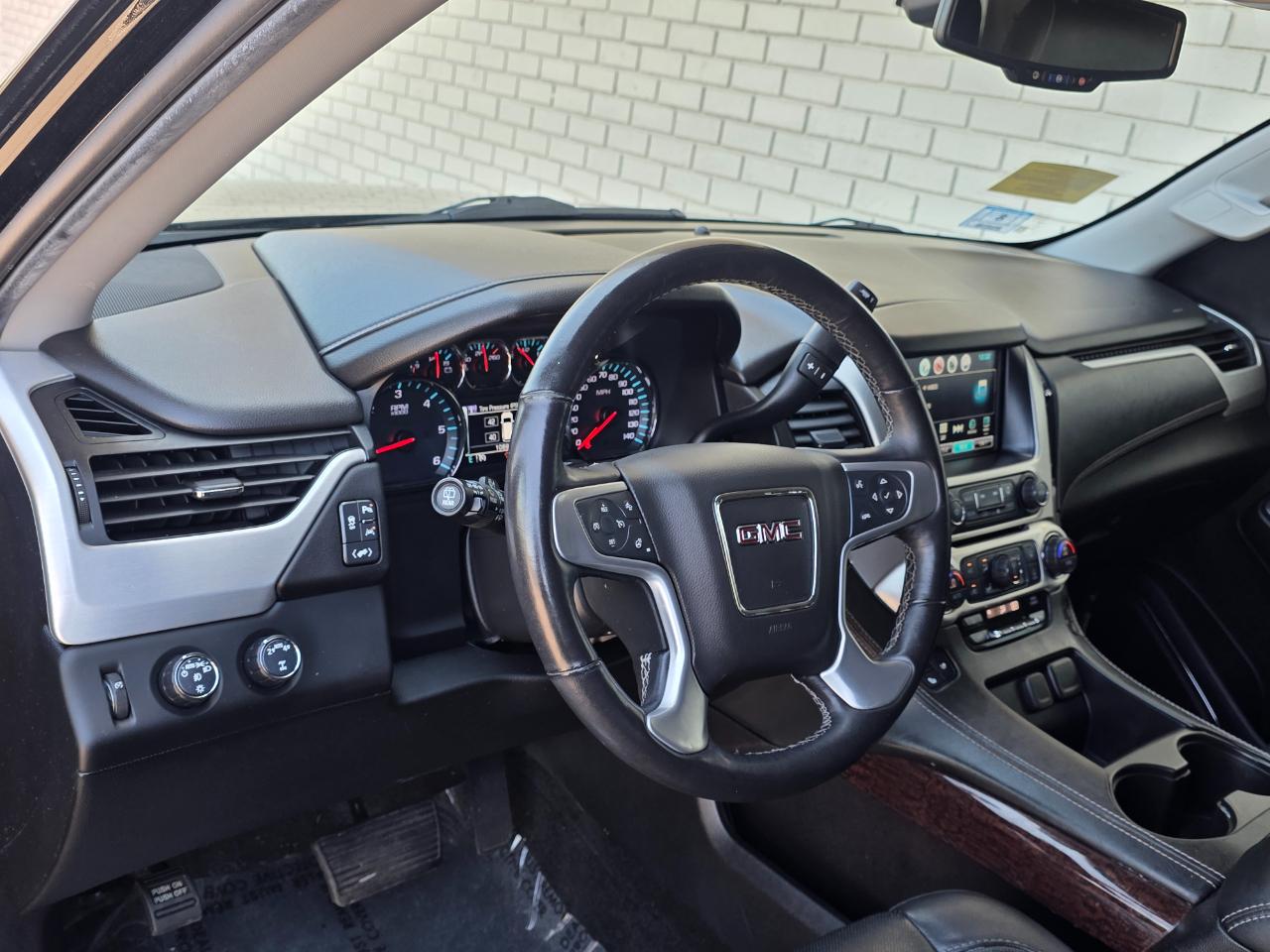 GMC Yukon XL 4WD 4dr SLT 2018