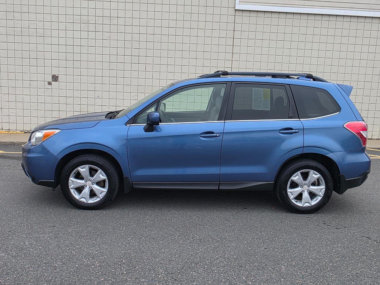 Subaru Forester 4dr CVT 2.5i Limited PZEV 2016