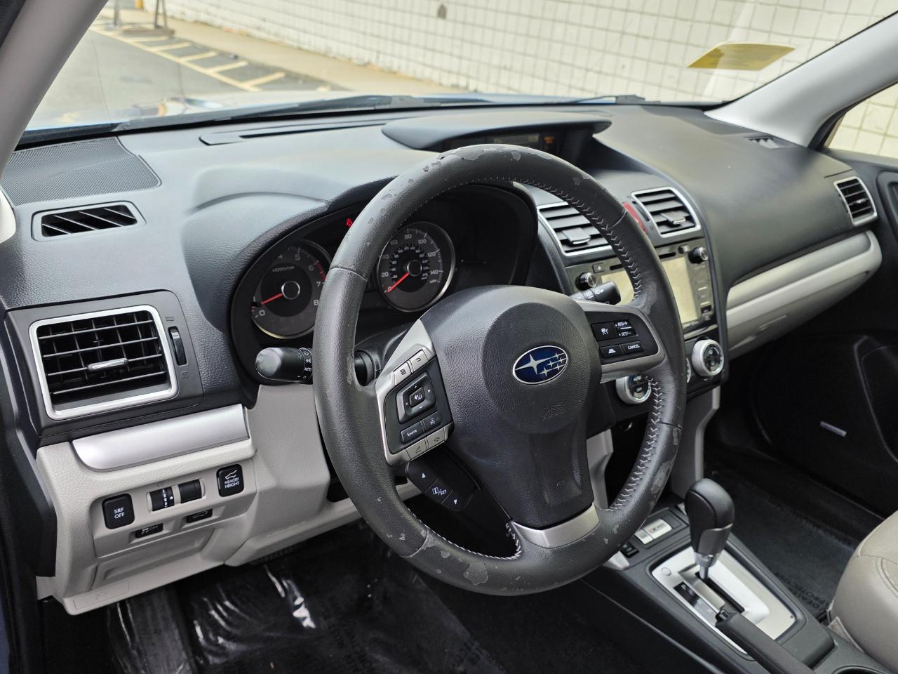 Subaru Forester 4dr CVT 2.5i Limited PZEV 2016