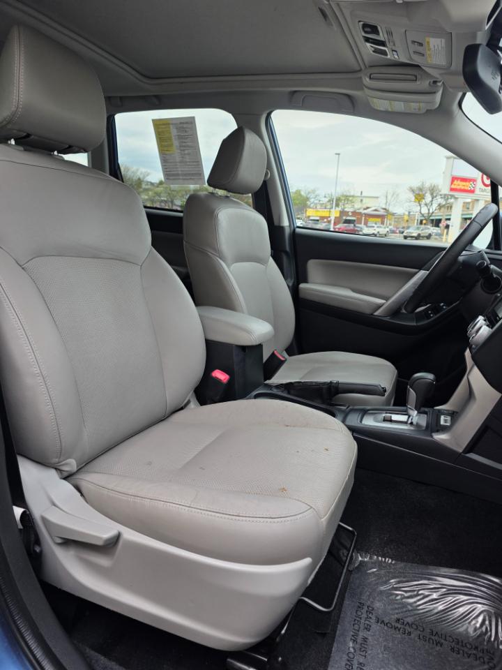 Subaru Forester 4dr CVT 2.5i Limited PZEV 2016