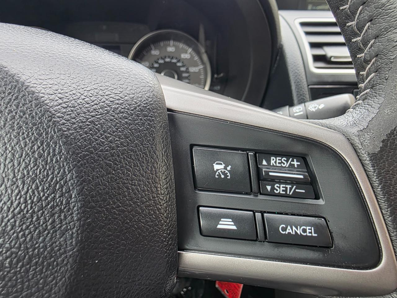 Subaru Forester 4dr CVT 2.5i Limited PZEV 2016