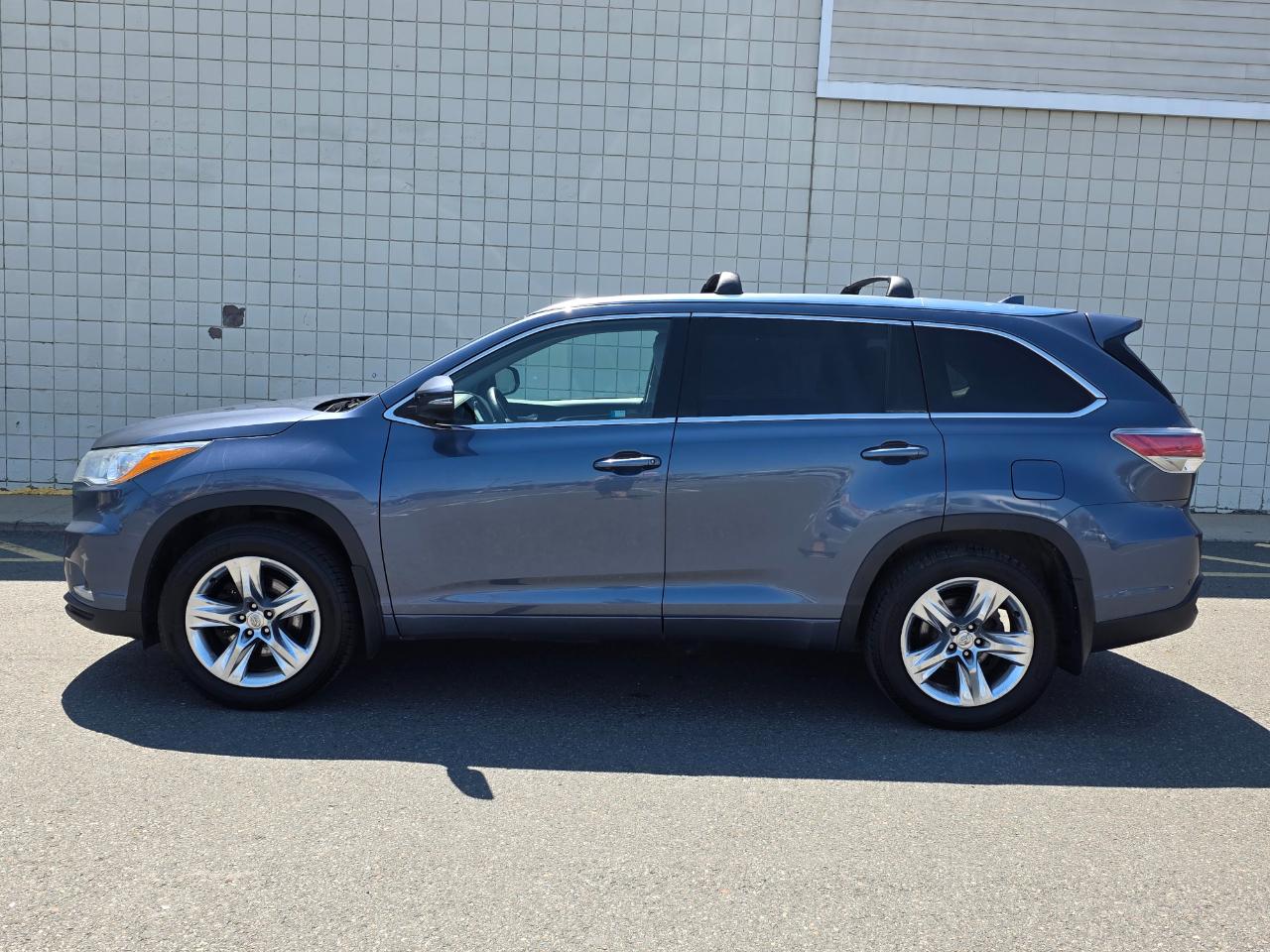 Toyota Highlander AWD 4dr V6 Limited (Natl) 2015