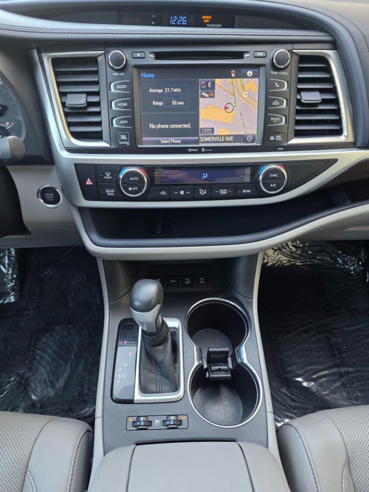 Toyota Highlander AWD 4dr V6 Limited (Natl) 2015