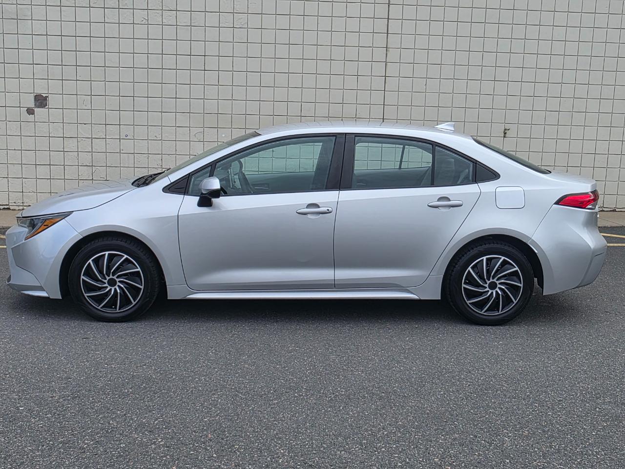 Toyota Corolla LE CVT (Natl) 2020