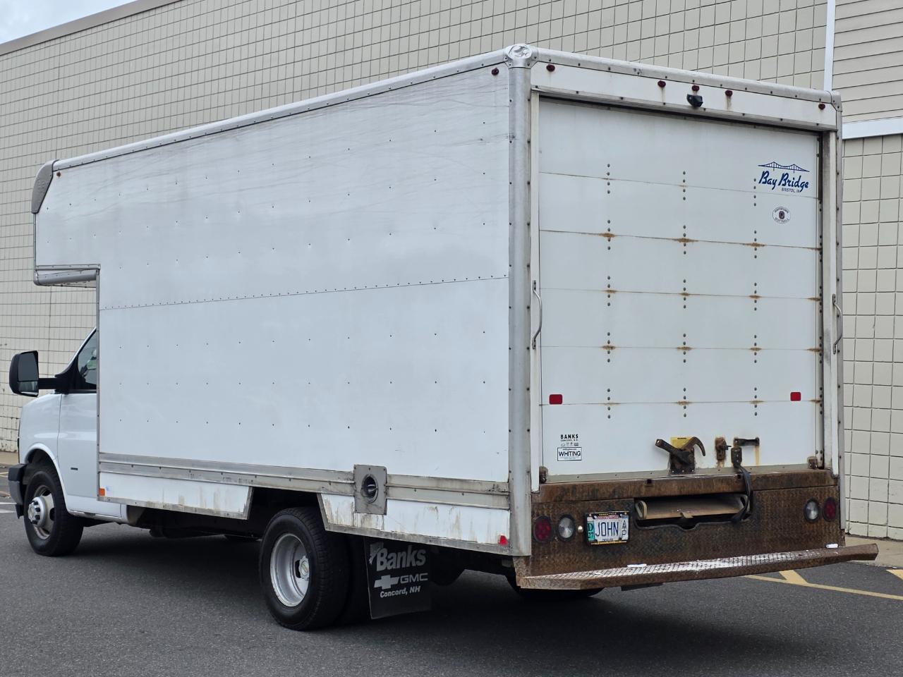 Chevrolet Express Commercial Cutaway 3500 Van 159" 2019