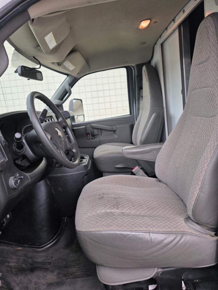 Chevrolet Express Commercial Cutaway 3500 Van 159" 2019