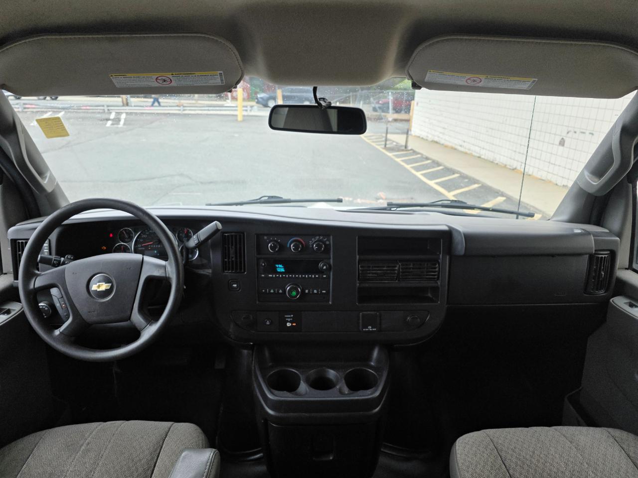 Chevrolet Express Commercial Cutaway 3500 Van 159" 2019