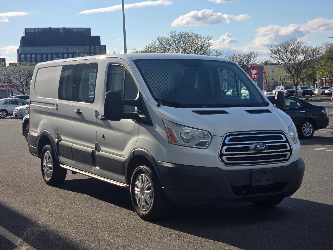 Ford Transit Cargo Van T-150 130" Low Rf 8600 GVWR Swing-Out RH Dr 2015
