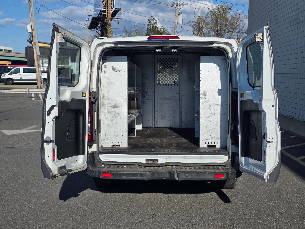 Ford Transit Cargo Van T-150 130" Low Rf 8600 GVWR Swing-Out RH Dr 2015