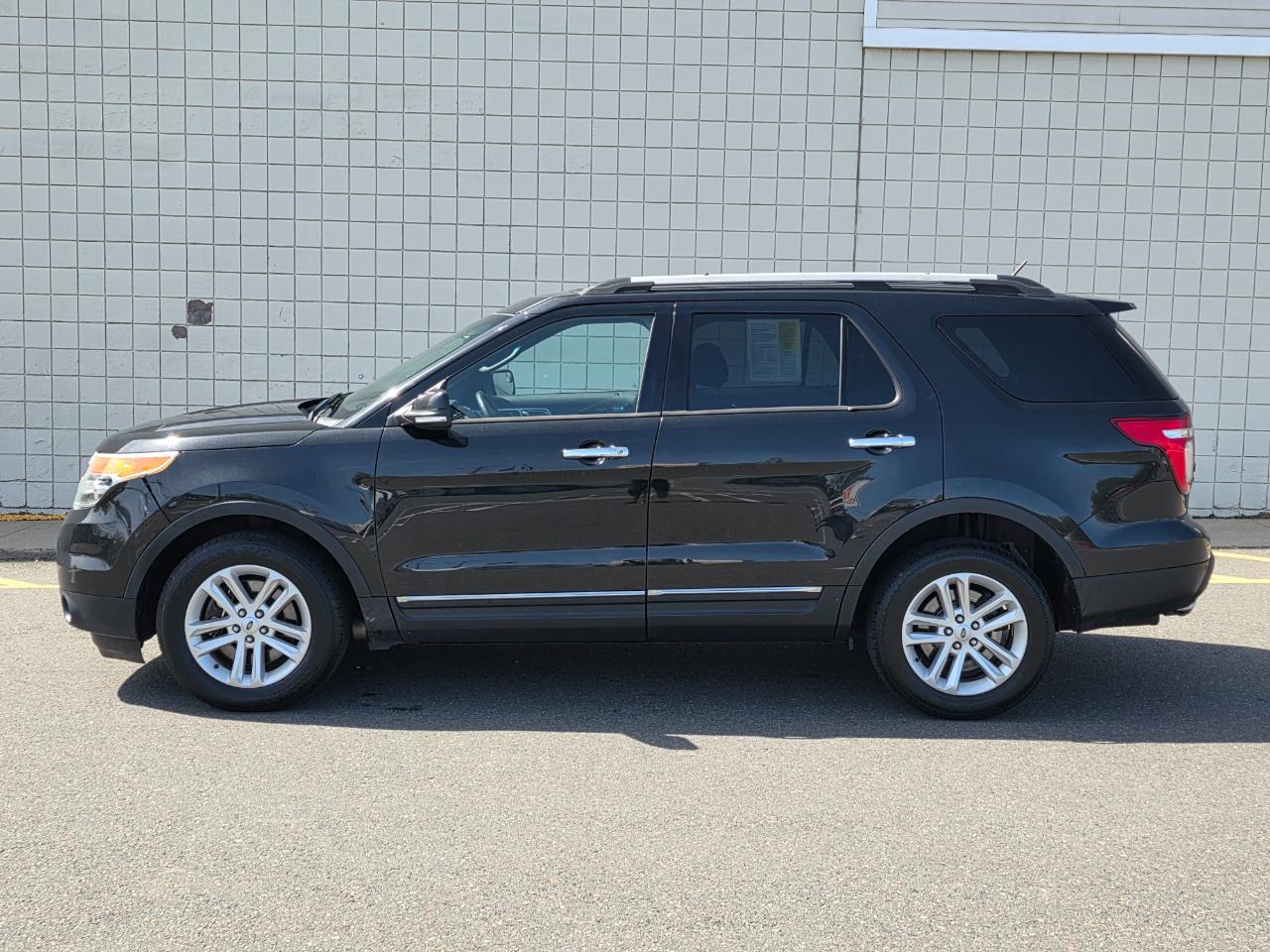 Ford Explorer 4WD 4dr XLT 2015