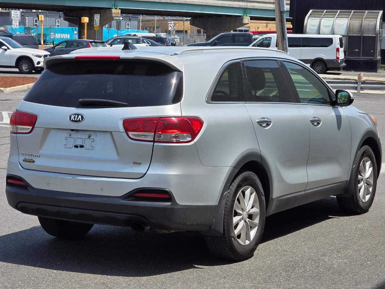 Kia Sorento AWD 4dr 2.4L LX 2016