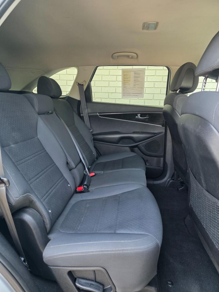 Kia Sorento AWD 4dr 2.4L LX 2016
