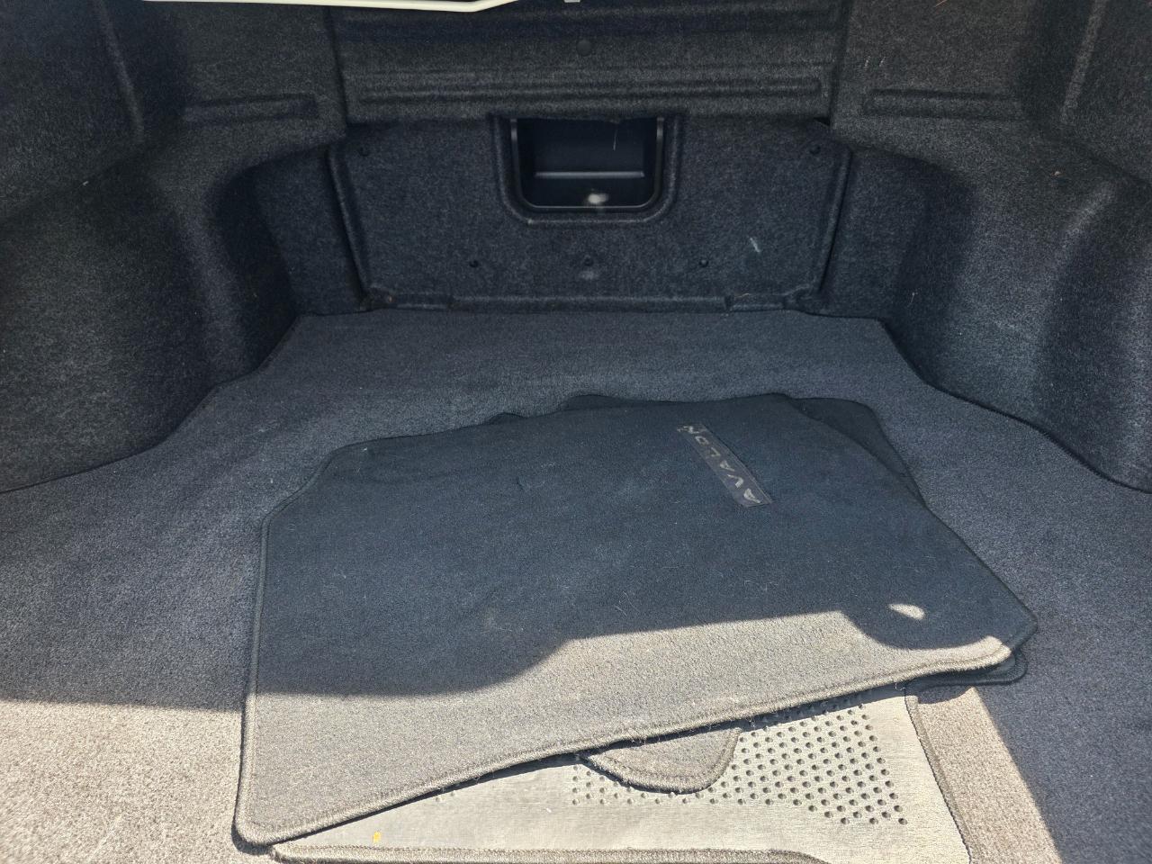 Toyota Avalon 4dr Sdn XLE Touring (Natl) 2015